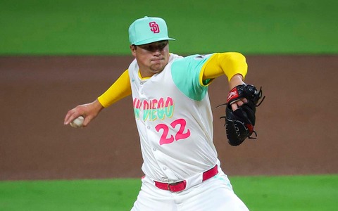 【MLB】打倒ドジャース、同地区パドレスに新加入の“球界最速右腕”ミラーが165キロ連発　米メディア驚愕のデビュー戦「火の玉を投げ込んだ」 画像