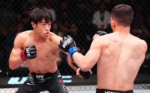 【UFC】平良達郎、打撃も効かせて2R“フェイスクランク”一本勝ち　「このレベルでこの勝ち方はすごい」と川尻達也氏も大興奮 画像