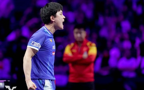 張本智和、中国撃破で日本勢唯一4強入りも「王楚欽とやるまでは負けられない」　“世界No.1サウスポー”との決勝熱望【WTTチャンピオンズ横浜】 画像
