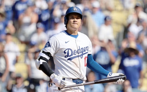 【MLB】大谷翔平、今季41号でナ・リーグ首位タイも……9回裏満塁で空振り、ロマン砲・シュワーバー超え「144」で三振王に迫る 画像