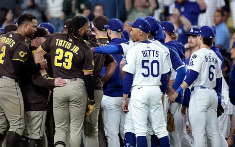 【MLB】「大事な試合であることは確かだが……」ド軍ベッツ、パドレスとの首位攻防戦へ“平常心”を強調「過度に意識する必要はない」 画像