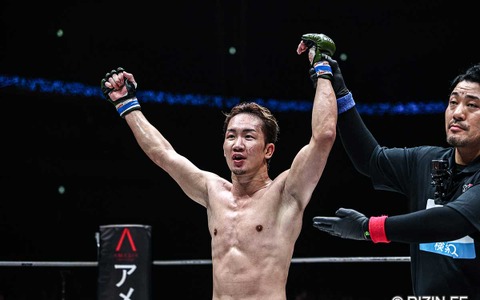 「超RIZIN.4」でリベンジ成功の朝倉未来が復帰後235位→36位→24位と“大躍進”　クレベル34位、YA-MAN99位｜世界フェザー級ランキング（2025年7月28日時点） 画像