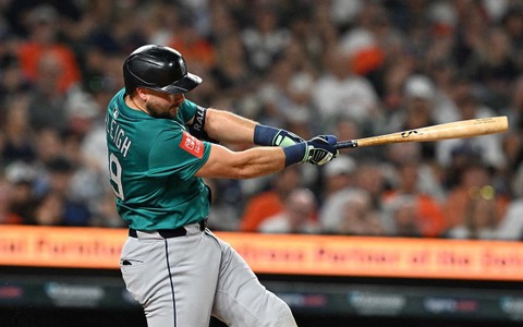 【MLB】快進撃マリナーズが10連勝、ローリーがグリフィーJr.に並ぶ球団記録「55号56号アーチ」　24年ぶり地区Vへ首位堅持 画像