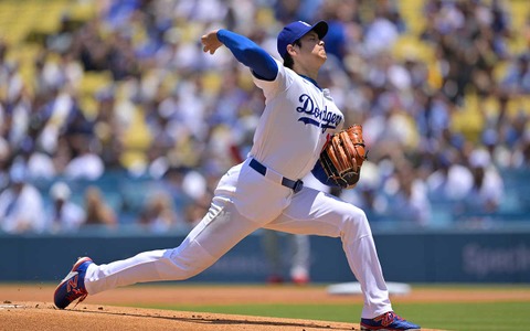【MLB】大谷翔平、PSでのリリーフ登板＆外野手起用に備える意向も……ロバーツ監督は実現に否定的「彼は今季1度も飛球を捕ってない」 画像
