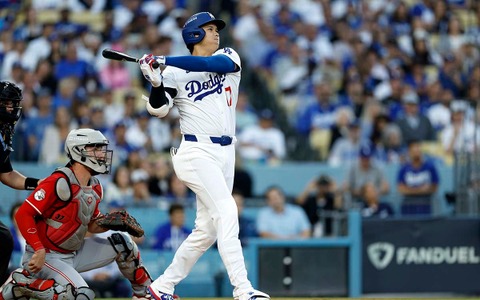 【MLB】大谷翔平、WCS初戦で先頭打者“189キロ”先制アーチ　剛腕グリーンを粉砕「史上最高の野球選手だ」 画像