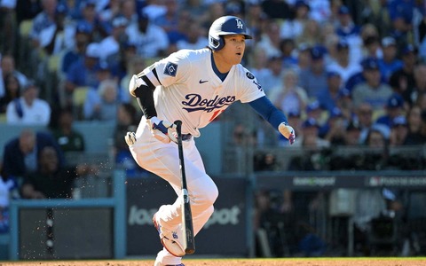 【MLB】大谷翔平、初回“技アリ”三塁打で電光石火の「先制点演出」　ベッツの適時打で生還 画像