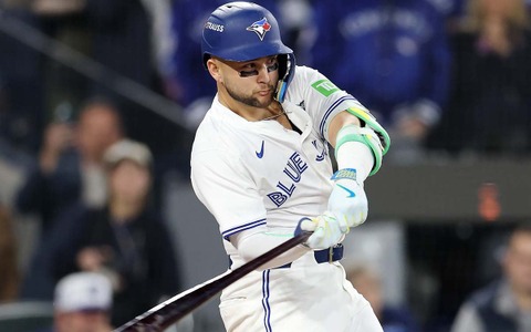 【MLB】3連覇を狙うドジャースは「1億3000万ドルのオールスター内野手と契約すべき」　内野陣の高齢化指摘で27歳スターに白羽の矢 画像