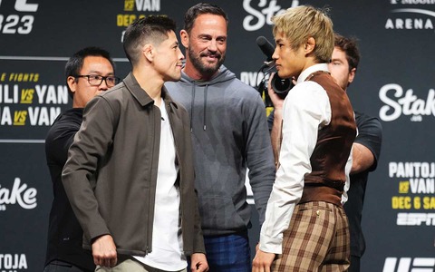 【UFC】平良達郎が着用したオーダーメイドスーツ、その“裏話”に「いいね100万回押させて」「素敵すぎる」　元王者モレノとフェースオフ 画像