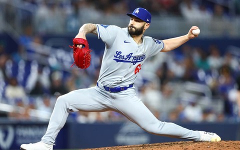 【MLB】守護神ディアス獲得で負担軽減、復活期す左腕スコットの来季成績予想は？　被打率減少、三振割合も回復で「防御率3.43」 画像