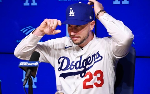 【MLB】タッカーの隠れた才能？　地元メディアが称賛した「盗塁成功率88.1%」　ドジャース入団後、球団記録トップを走る大谷翔平に肉薄 画像