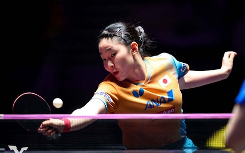 張本美和、世界2位の王曼昱と激闘も2－4で敗れ決勝進出逃す　17歳が3位決定戦でサウスポー・蒯曼とメダル懸けて激突へ【ITTF-ATTUアジアカップ】 画像