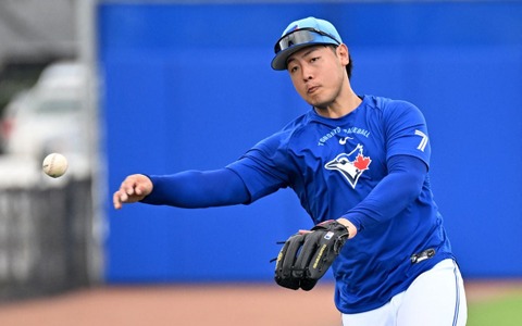 【MLB】岡本和真の三塁守備は……「柔らかなグラブさばきが印象的」と米記者評価　OP戦デビューも決定、4戦出場し侍合流へ 画像