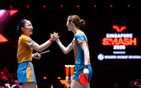 「歴史的偉業を達成」張本美和＆早田ひなの初出場初Vに公式が称賛　好連携見せた“みわひな”ペアが「猛攻で圧倒」【シンガポールスマッシュ】 画像