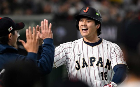 【WBC2026】劣勢から侍打線が大爆発、大谷翔平の同点アーチに鈴木誠也の勝ち越し弾　吉田正尚も追撃でリードを広げるも…… 画像