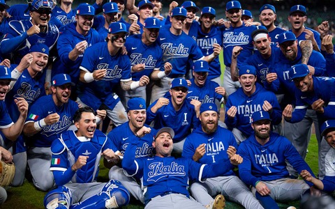 【WBC2026】「悲惨な敗退は免れた」優勝候補筆頭の米国、イタリア勝利のおかげで1次ラウンド突破　米記者は冗談交えて解説「ワインをごちそうしても驚きなし」 画像