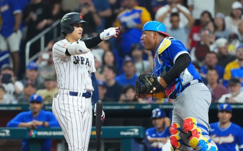 【WBC2026】打撃妨害？大谷翔平のチャレンジ実らず……ファールチップを“ミット接触”と勘違いか 画像