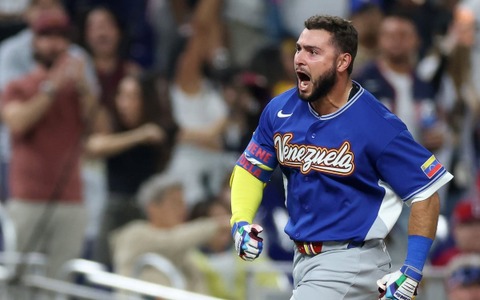 【WBC2026】ベネズエラが中盤に主導権、吉田正尚の“同僚ライバル”アブレイユが追撃のソロ　初の世界一へ前進 画像