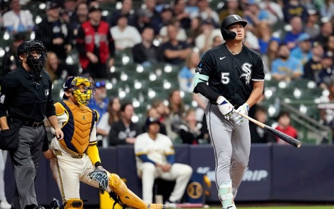 【MLB】「ようこそ、村上宗隆」米国、カナダも伝えた日本選手5人目の“開幕戦”メジャー初アーチ　全30球場スタンドインのノーダウター 画像