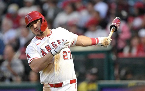 【MLB】「アイラブユー！」トラウトのサインゲットで絶叫の子供ファン　公式Xが投稿した微笑ましい動画が話題に「完璧な反応だ」 画像