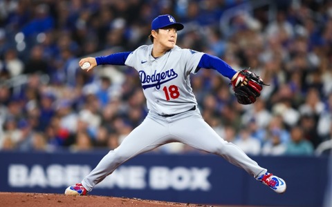 【MLB】“今季2勝目”山本由伸、無死満塁で圧巻火消しのベシアに「助けられました」　7回途中1失点でドジャース5連勝　 画像