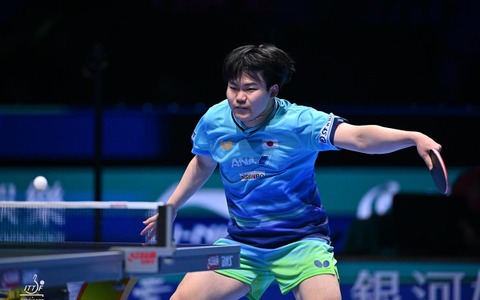 世界1位・王楚欽らと激闘の松島輝空が中国撃破のキーマン　張本智和と“Wエース”の18歳サウスポーに求められる進化【世界卓球2026】 画像