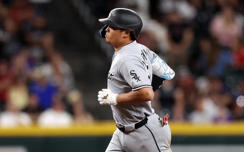 【MLB】「ムラカミの歴史的な量産が……」村上宗隆、衝撃の5試合連続弾に米記者が驚愕　年間67発ペースで“大谷超え”視界「化け物だ」 画像