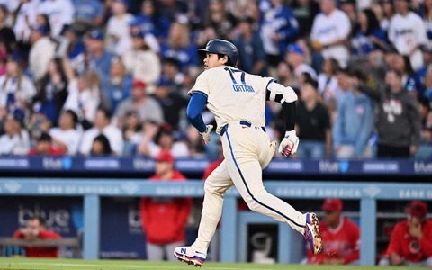 【MLB】大谷翔平、打者一巡での“177キロ11号”に本拠地熱狂「ショウヘイで9点目」　公式が初回に見せた驚愕スタッツに注目 画像
