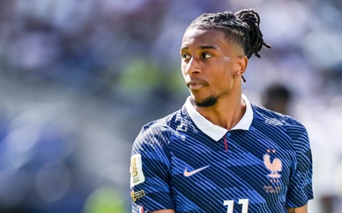 2発決めたムバッペよりも「仏代表にとって重要な選手」とは？　レジェンド、アンリ氏が指名したのはバイエルンのアタッカー【北中米W杯】 画像