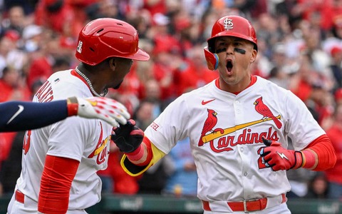 【MLB】Dバックスへトレードのヌートバー、涙滲ませ…8年間所属カージナルスのファンにメッセージ「セントルイスは特別な場所、心から感謝」 画像