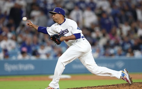 【MLB】またも炎上の守護神ディアス、配置転換の話題にはロバーツ監督も苛立ち「他に誰かいるんだ？」　本人は“降格”も受け入れ覚悟 画像