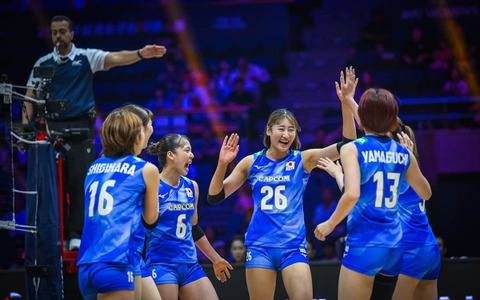 バレー女子日本代表、予選全勝突破に中国メディアも警戒「優勝争い最大のライバル」　殊勲の20歳に賛辞「際立った活躍」【アジア選手権2026】 画像