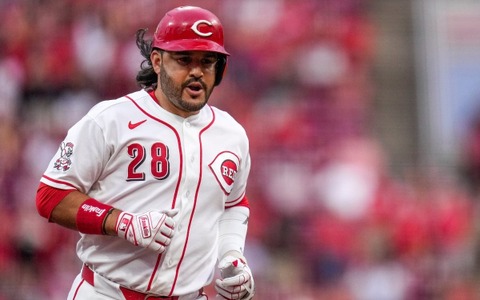 【MLB】昨季49本塁打も……レッズが不振の主砲スアレスらをウェーバーに　優勝争いに留まる古巣マリナーズは獲得に動くか 画像