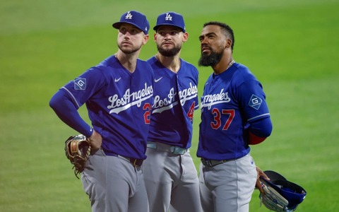 【MLB】ドジャースファンが考える貧打解消プラン「テオ＆タッカーはベンチ、若手有望株デ・パウラの昇格」　地元メディアに意見続々 画像