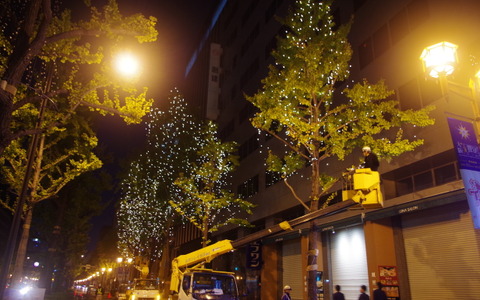 大阪・御堂筋、12月1日からの大阪光の饗宴2014に向け繁忙期に 画像