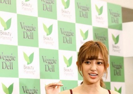菊地亜美、“脱げるアイドル宣言”！2ヵ月半で－5.5キロ 画像