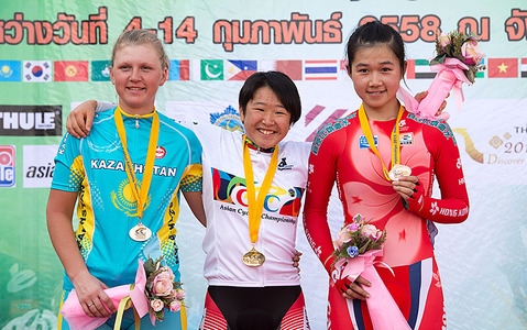 梶原悠未がアジア選手権の女子ジュニアポイントレースで優勝 画像