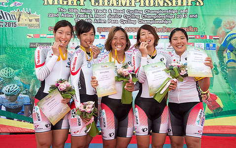 アジア選手権の女子エリートチームパーシュートで日本は3位 画像