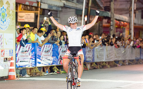 梶原悠未が女子ジュニア個人ロードレース優勝でアジア選手権四冠 画像