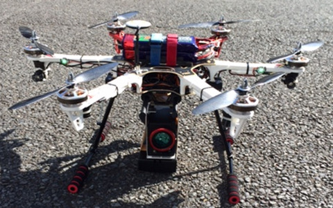 火山監視にも使える無人機搭載用小型サーモカメラが登場 画像