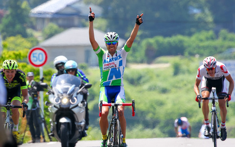 【自転車ロード】 Jプロツアー第7戦、ツール・ド・熊野はマトリックスのプラデスが制す 画像