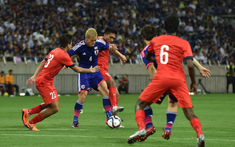 【サッカー日本代表】拙攻を繰り返した日本にブーイング、岡崎「仕方ないこと」 画像