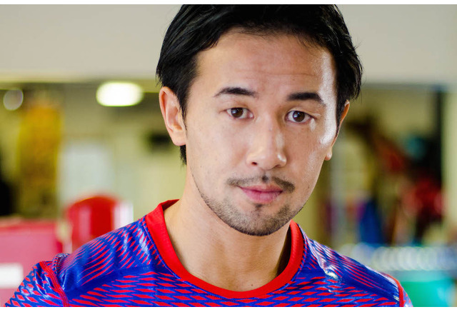 ボクシング世界チャンピオン 山中慎介 神の左 は当初右打ちだった 単独インタビュー Cycle やわらかスポーツ情報サイト