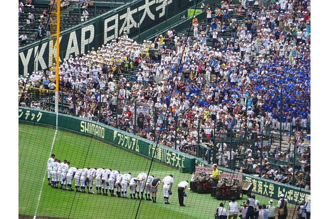 【高校野球】健大高崎が終盤に一気の攻め、創成館を振り切り3回戦に進出 画像