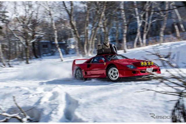 1億円のフェラーリ、雪山を疾走！ 画像