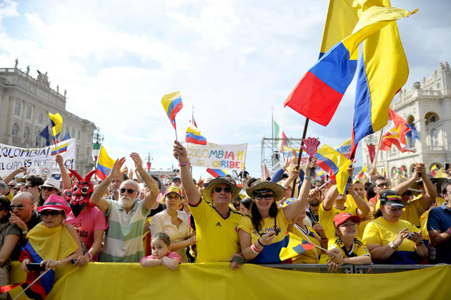 【山口和幸の茶輪記】サッカーW杯C組最強のコロンビアは国を挙げてのお祭り騒ぎ 画像