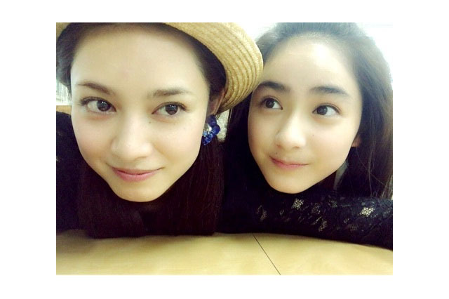 平祐奈、姉・愛梨のサプライズ登場に驚き!ツーショット公開 画像