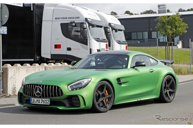 メルセデスAMG GT4 にストリートモデル登場か…620馬力の「ブラックシリーズ」 画像