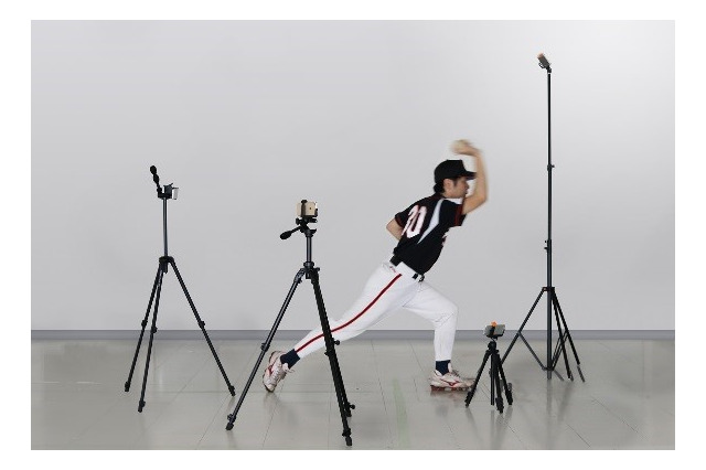 トレーニングを効果的にするマルチアングル動画撮影システム「キメカスポーツ」発売 画像