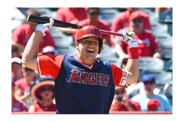 トラウトが“甘い”挙式写真を公開…ファン祝福、MLB公式サイトは「大谷は前菜」 画像