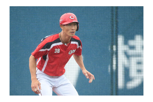 広島・赤松真人、胃がん発覚から1年…ブログで回顧「頭が真っ白になった1日」 画像